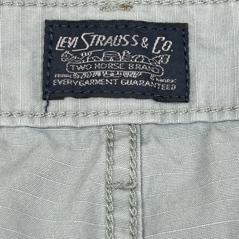 Levi's Men's 38 Shorts Gray Ripstop Utility Cargo Outdoors Hiking Casual